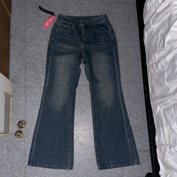 Cross embellished jeans - Picture 2 of 4